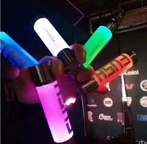 有可变色的电子烟吗，价格比其电子烟他贵吗