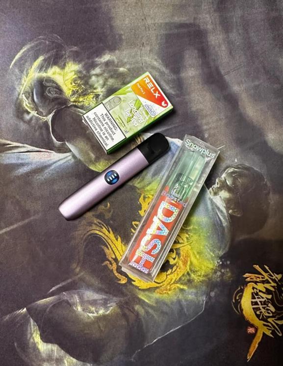 悦刻幻影PRO要用专门烟弹吗