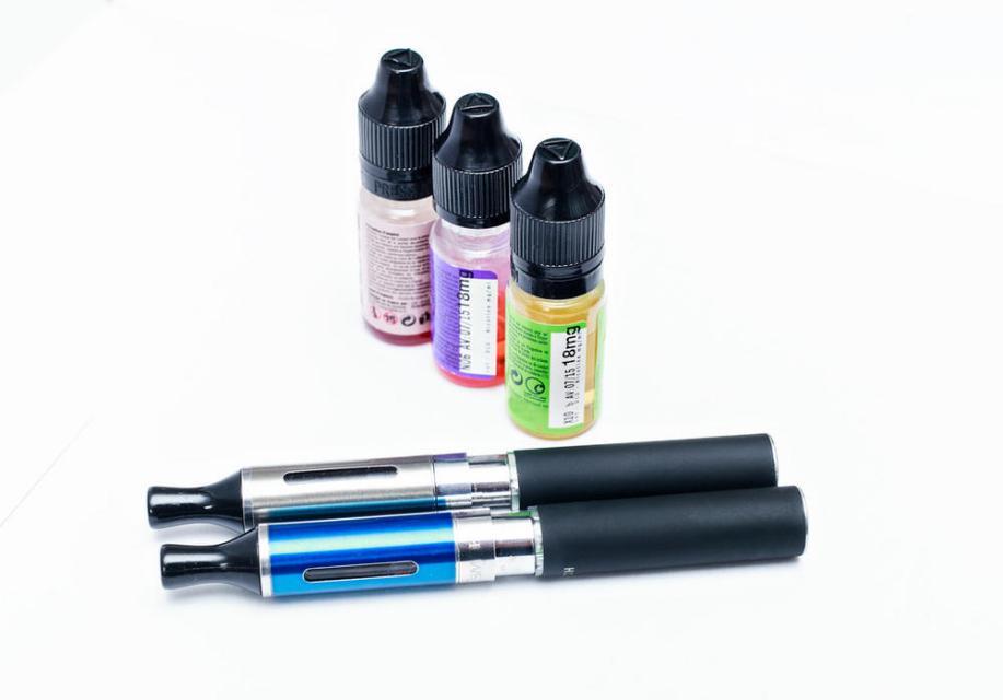 煙彈成分安全指南丨PG&VG比例對健康的影響