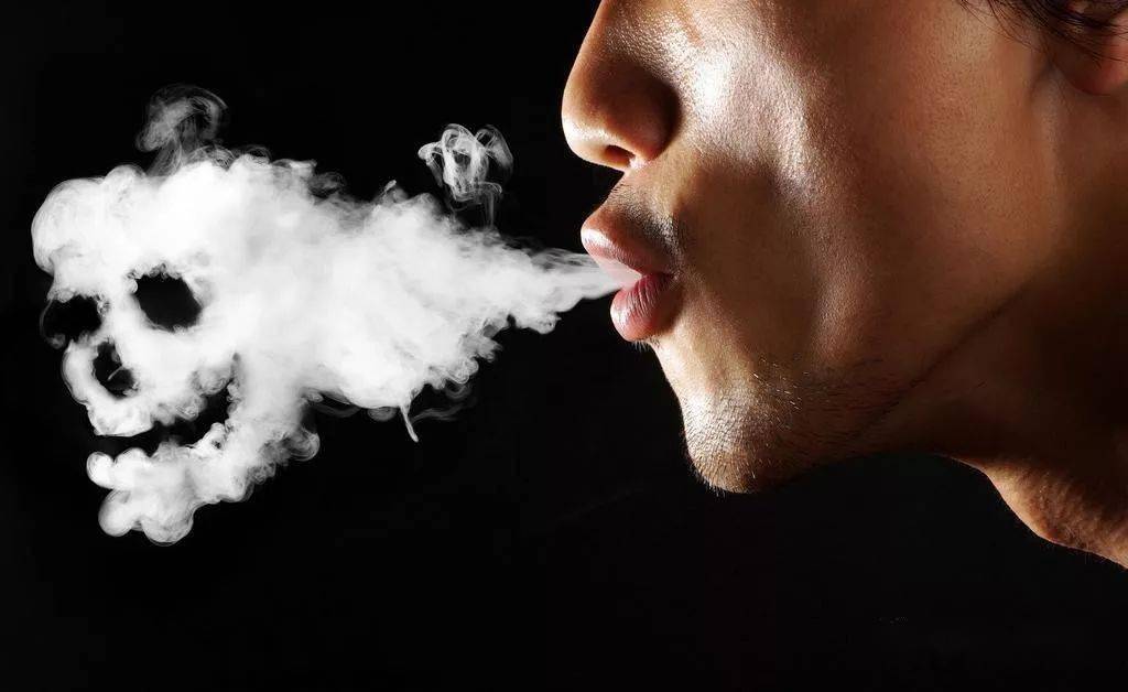 健身房能用电子烟吗丨运动后吸食影响丨专家建议